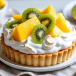 découvrez notre recette facile de tartelette nuage aux fruits exotiques frais, un dessert léger et savoureux parfait pour toutes les occasions.